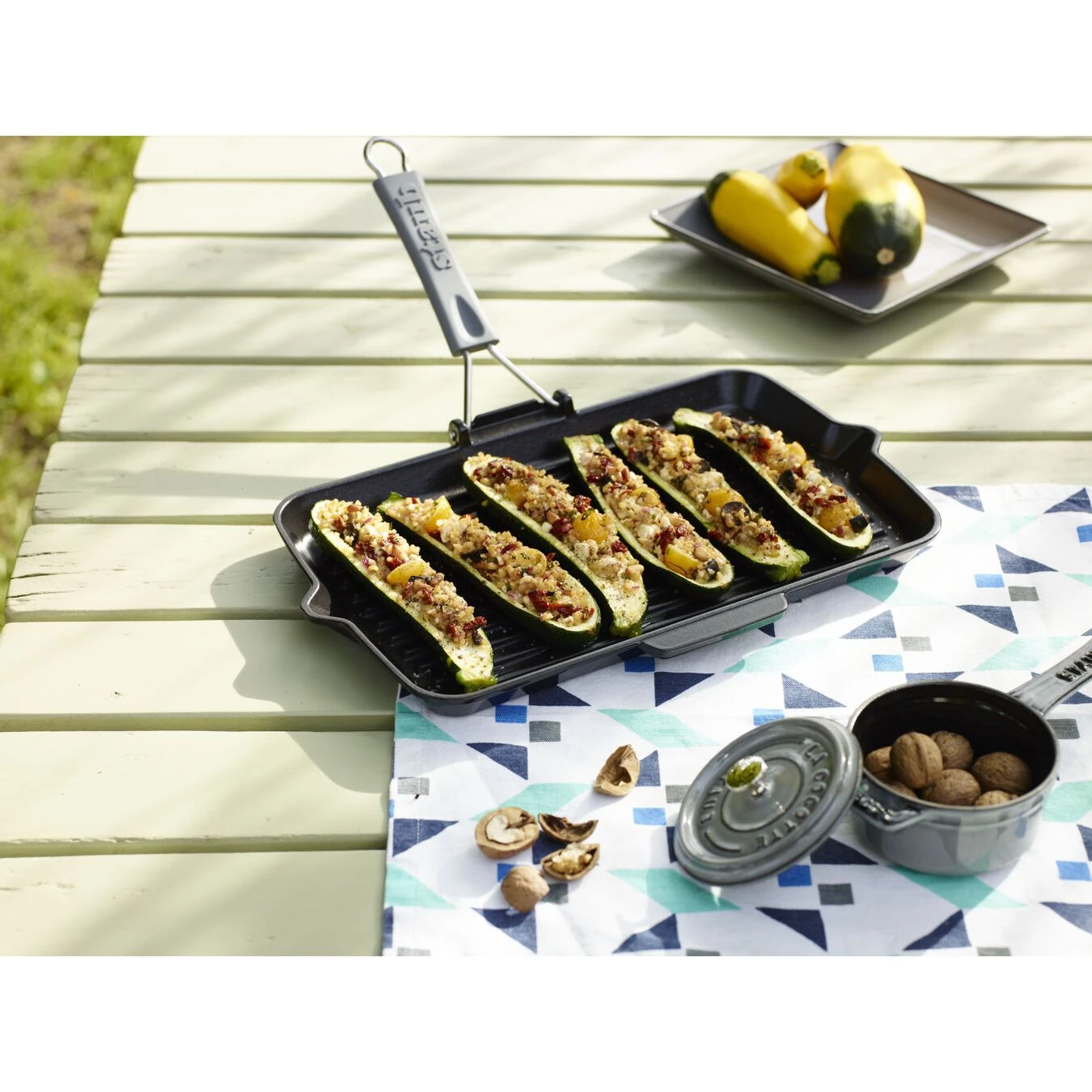 Staub Grillpan Met Schenktuit 34 X 21 Cm, Zwart 3 Staub Grillpan Met Schenktuit 34 X 21 Cm, Zwart - Afbeelding 3