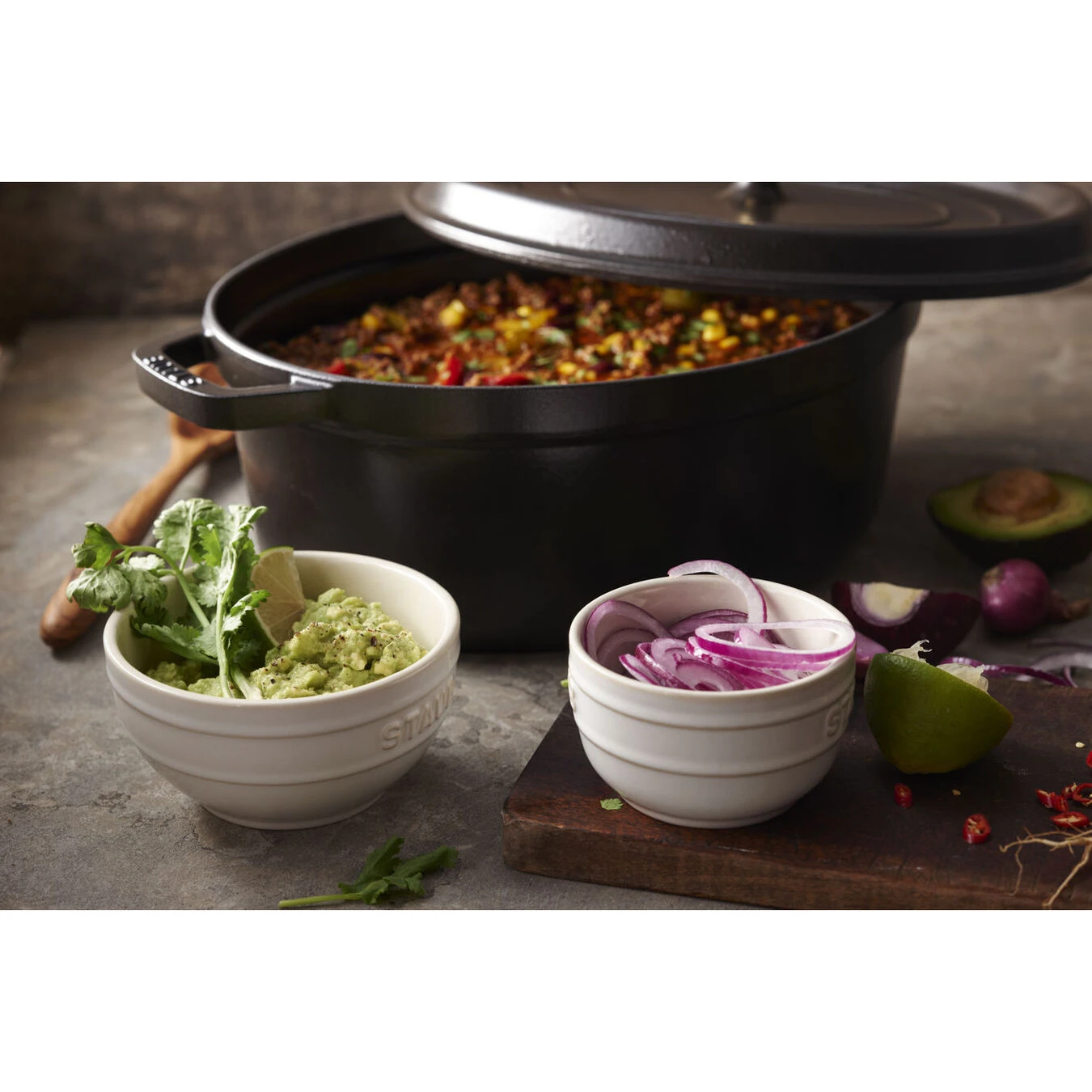 Staub Gietijzeren Braadpan 41 Cm / 12 L, Ovaal, Zwart 5 Staub Gietijzeren Braadpan 41 Cm / 12 L, Ovaal, Zwart - Afbeelding 5